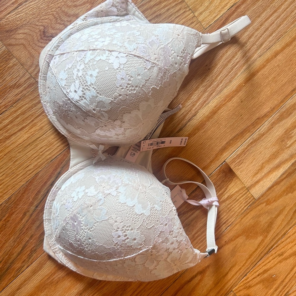 Victoria’s Secret Bra